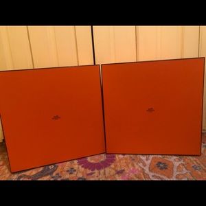 TWO XL Hermès boxes must sell by 4/20!